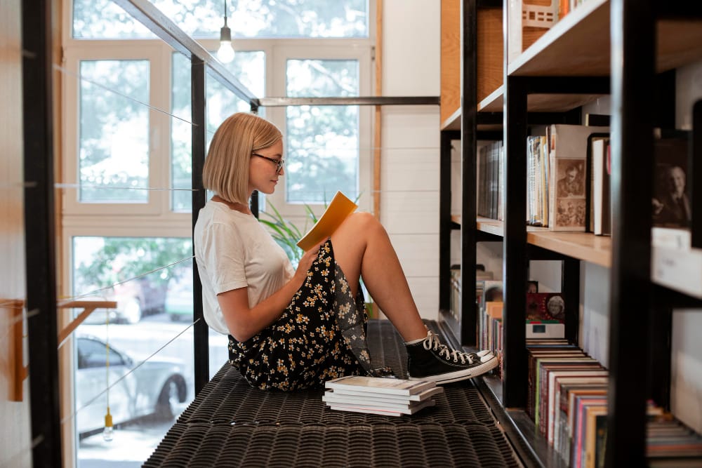 Library Shelving Systems: Elegant Built-In Storage Solutions for Modern Homes