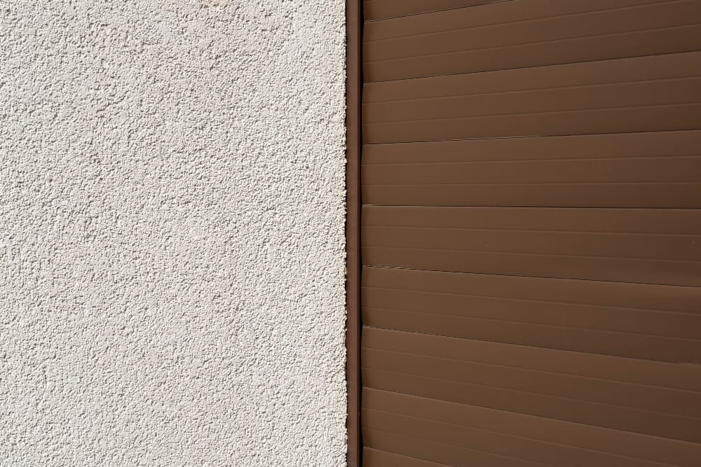 Stucco vs Vinyl: Which Siding Option Is Best for Your Home?